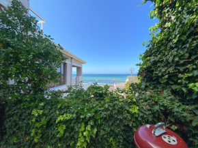 Kalk Bay-Stylish 2Bed with Private Deck & Seaviews - 10 SJT